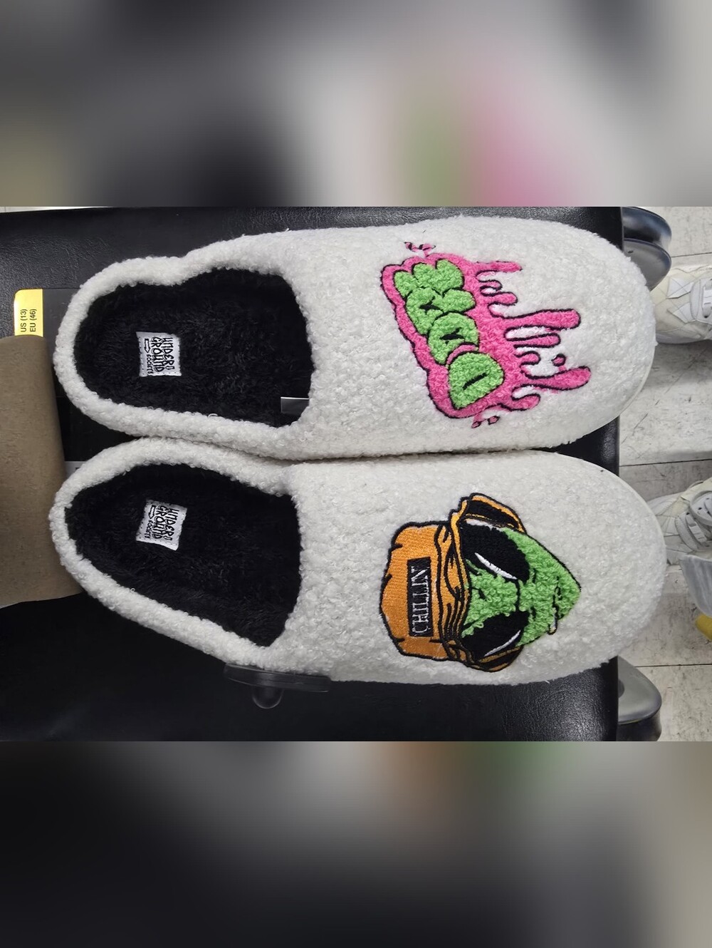 Murder Slippers White Fuzzy Slides Size 13 Men Horror Graphic